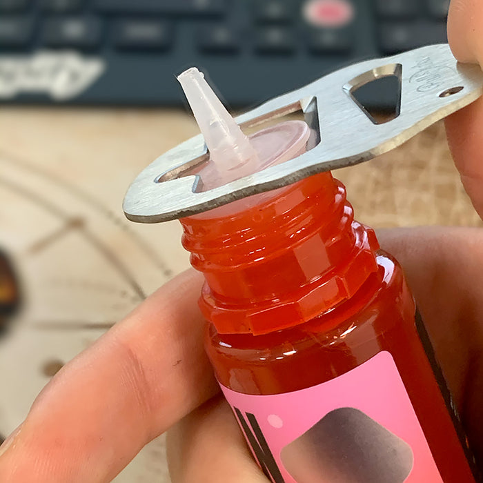 Dcapsuleur de flacon DIY, Enlever bouchon flacon eliquide facilement | Wevape Dcapsuleur de flacon DIY, Enlever bouchon flacon eliquide facilement | Wevape